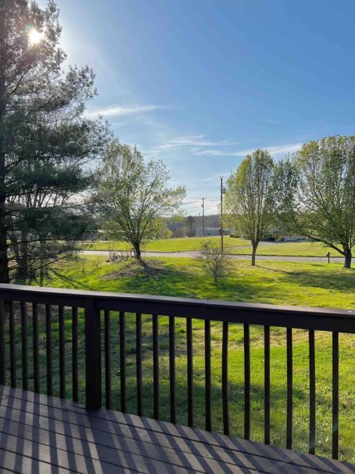 Charming House In Sevierville Family Friendly Quiet Location Close To Wilderness Exterior foto